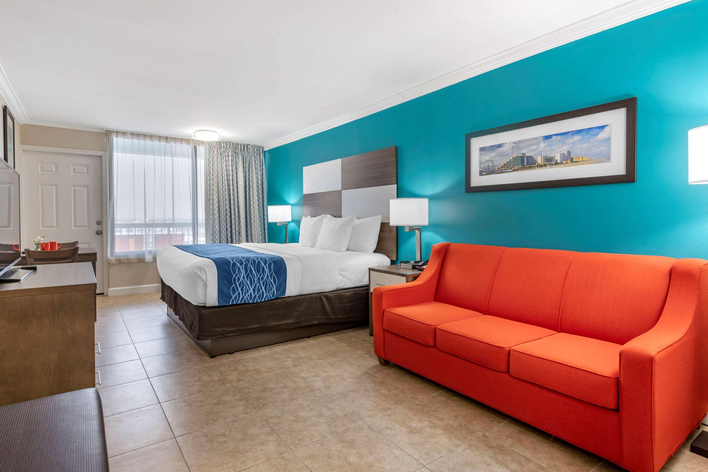 Comfort Inn & Suites Daytona Beach Oceanfront Bagian luar foto