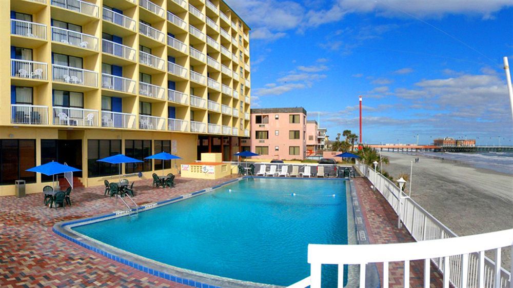 Comfort Inn & Suites Daytona Beach Oceanfront Bagian luar foto