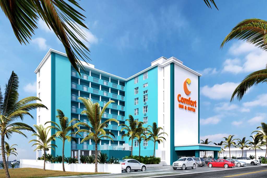 Comfort Inn & Suites Daytona Beach Oceanfront Bagian luar foto